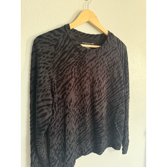 new MAJESTIC FILATURES Paris black velvet burnout zebra print sweater top - Picture 7 of 7